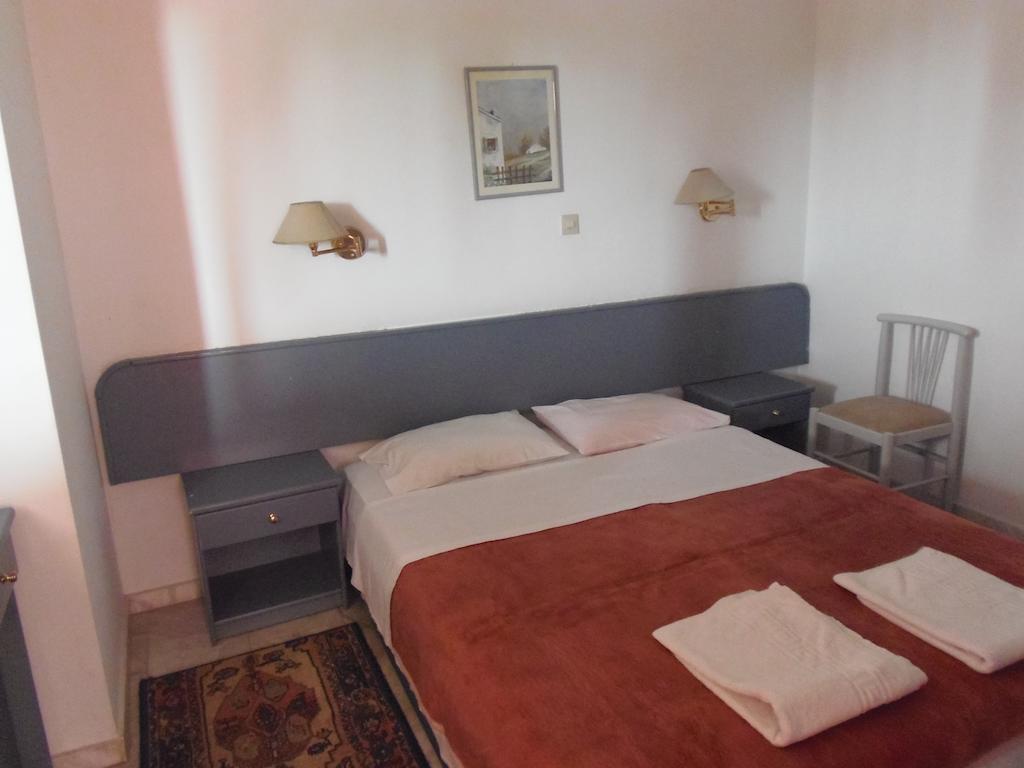 Great Alexander Hotel Plaka Litóchoro Habitación foto